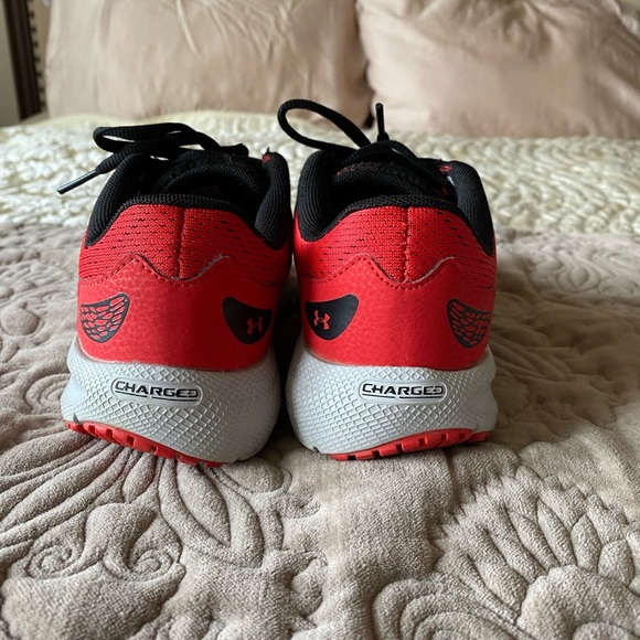 Under Armour Running shoes UA GS Charged Pursuit 2 Size 5Y - Picture 11 of 14